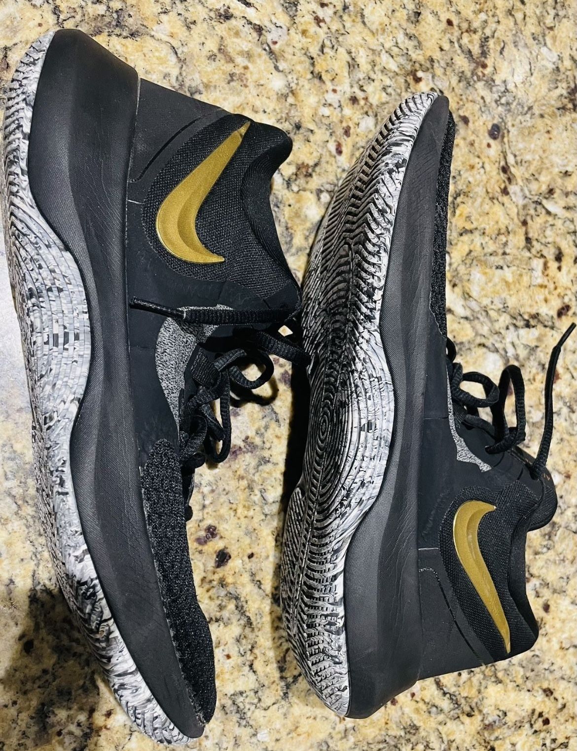 Nike Air Precision 2 Basketball Shoes