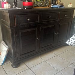 Dinning Room Cabinet 
