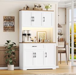 Kitchen cabinet