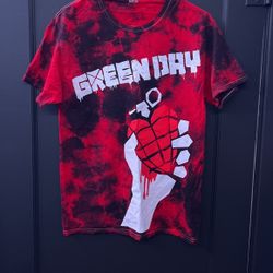 Green Day Tie Dye T-shirt Size Medium 