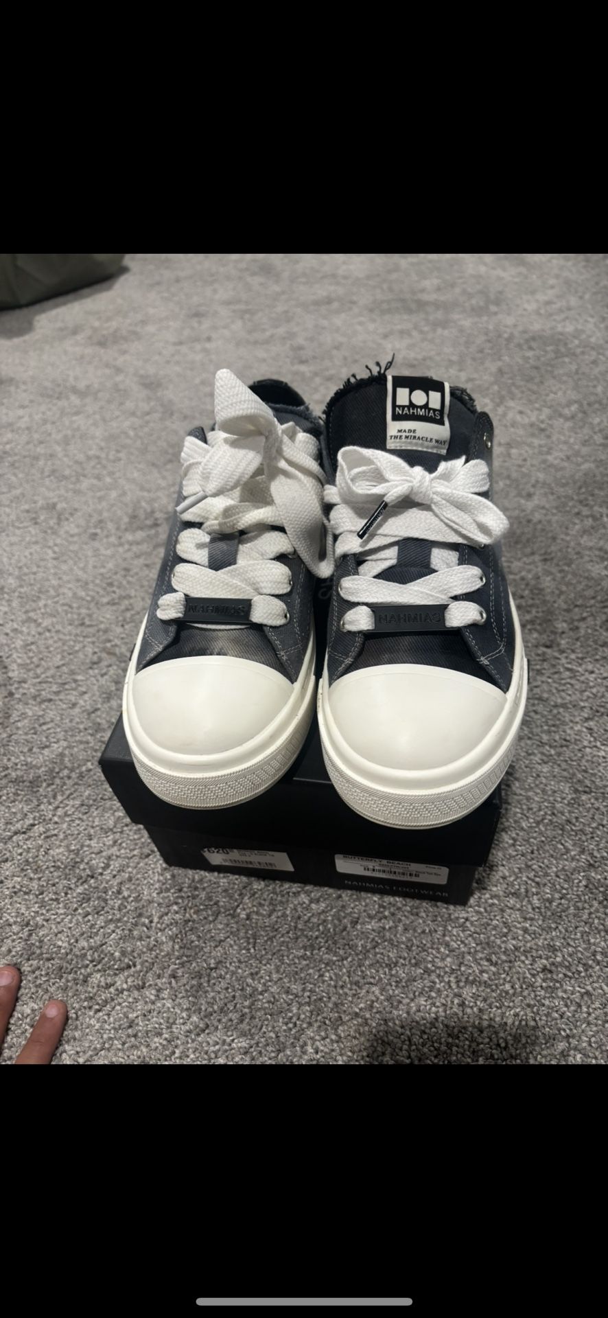 Nahmias Size 8 Great Condition