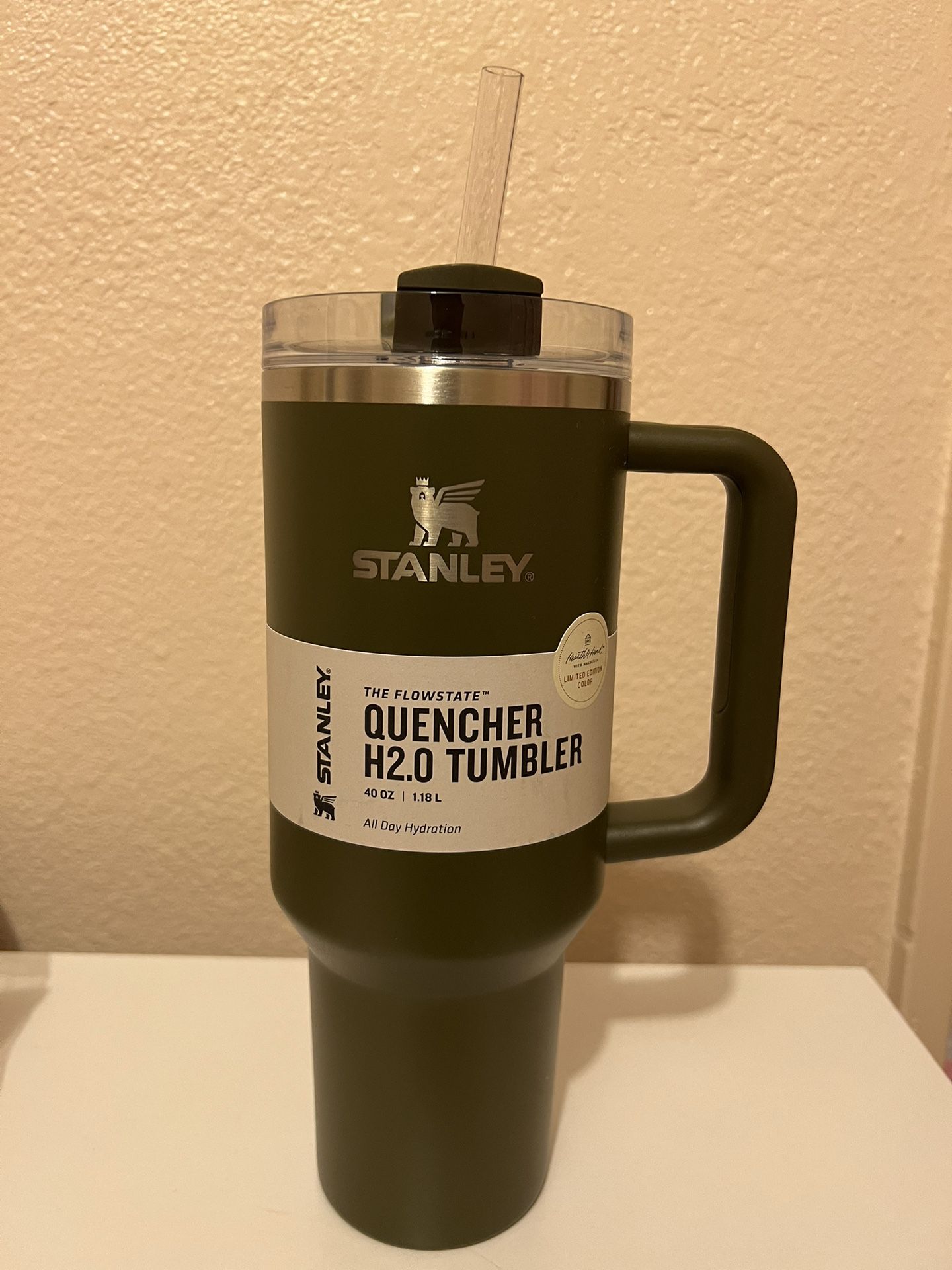 Stanley 40 oz. Quencher H2.0 FlowState Tumbler (Color: Twilight)