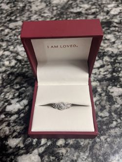 Lab Grow Diamond With White Gold Band 