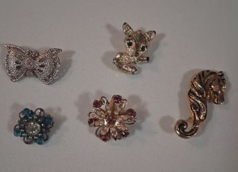 Vintage Brooches