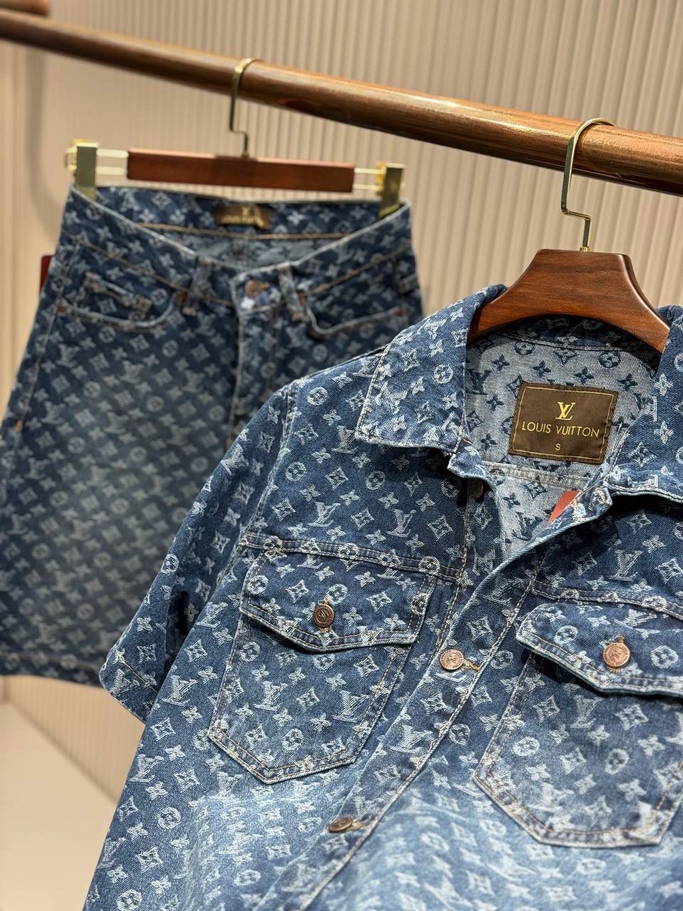 Louis Vuitton Set