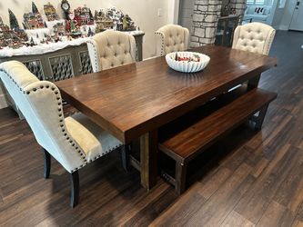 Dining Table Set