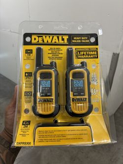 Dewalt heavy Duty Walkie Talkie DXFRS300