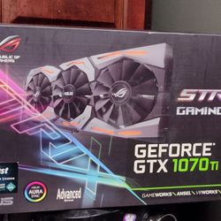 **LIKE NEW ASUS ROG STRIX GTX 1070 Ti GAMING ADVANCED EDITION **