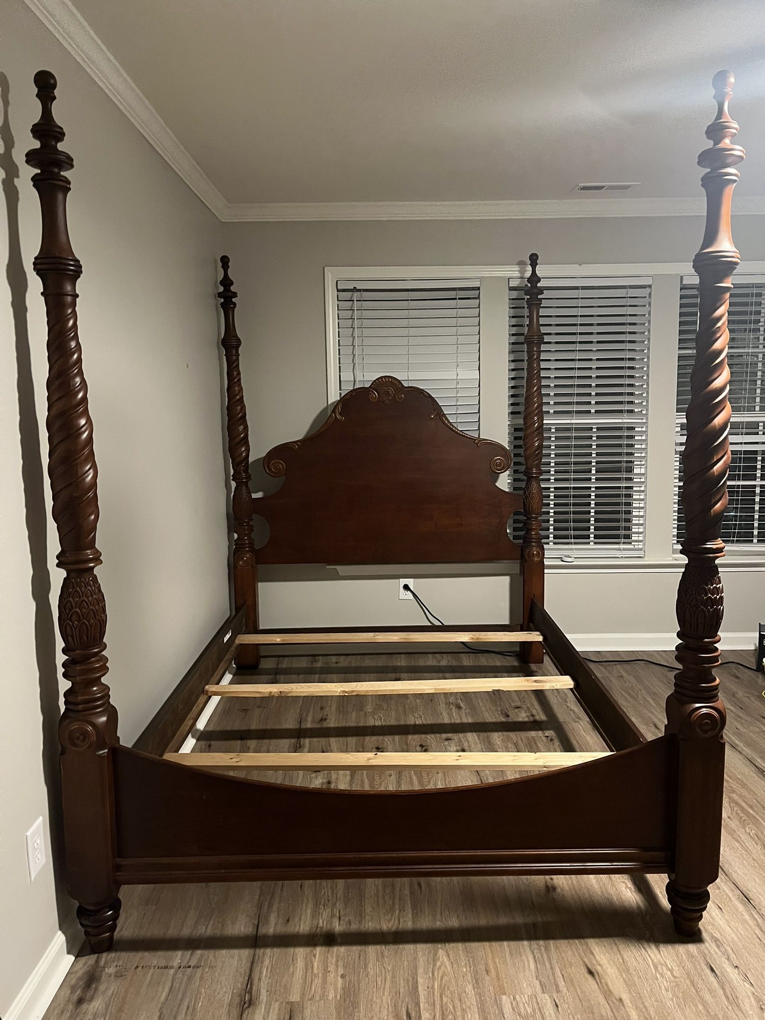 Queen Bed