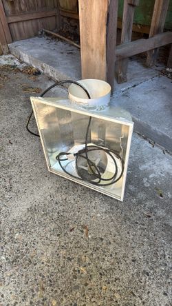 Hydr-O-Farm Grow Light Fixture Only 
