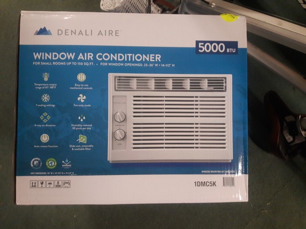 Window Air conditioner 115 Volt 5000 Btus
