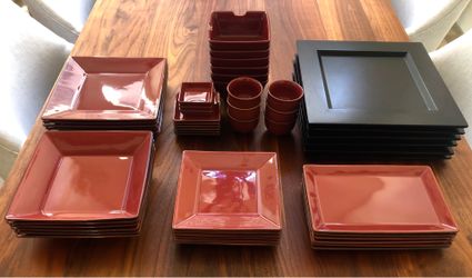 Pottery barn Asian Square 45 piece set - Paprika (made in Japan)