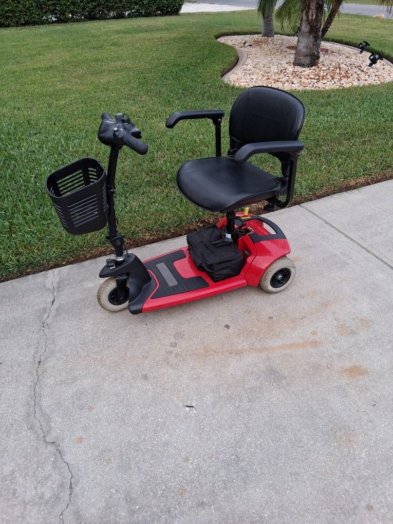 Gogo Scooter