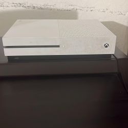 Xbox one S ( Need gone asap)