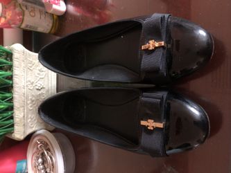 Authentic Tory Burch Flats sz 8.5