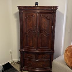 Armoire