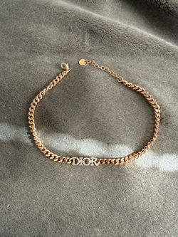 Dior chain