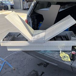 Bed toolbox for Ford Ranger daws brand