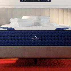 Dream Cloud 14" Cal- King  Mattress - Luxury Hybrid Gel Memory Foam