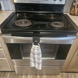 Amada Oven Fully Functional Black And Silver