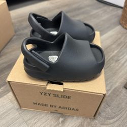 Yeezy Slides Kids