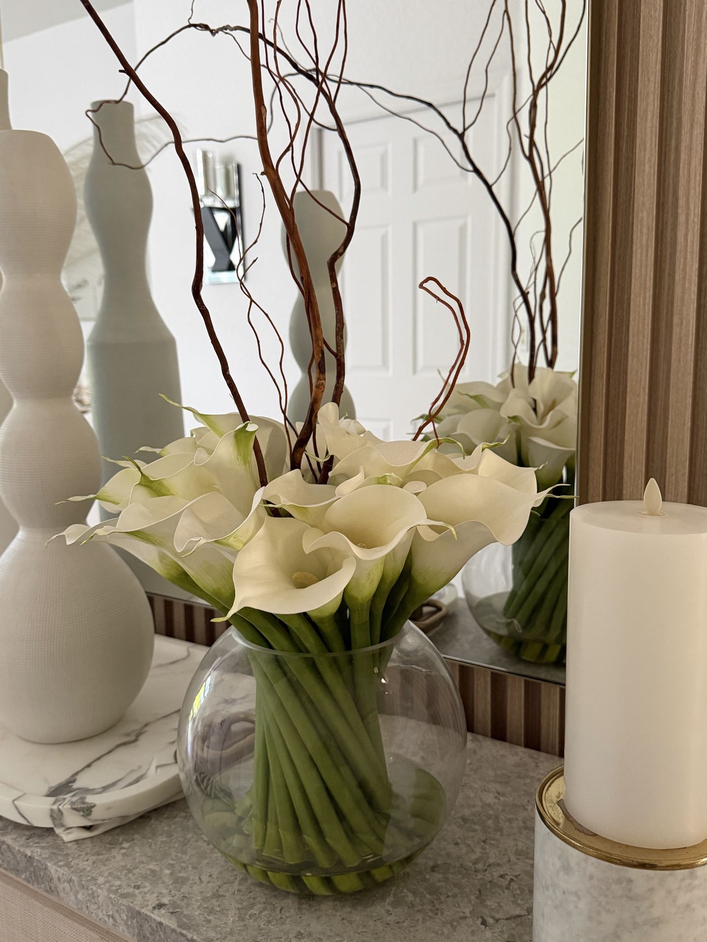 Floral Arrangement (Silk) Calla Lillies in Glass Vase Designer