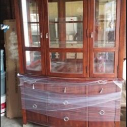 Beautiful China Cabinet 
