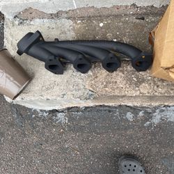Right side manifold