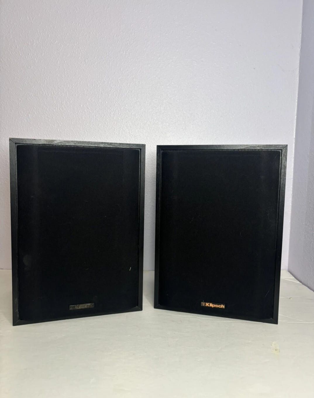 Klipsch KG-5 Bookshelf Speaker Set