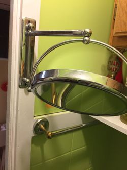 Two side magnified mirror 9”