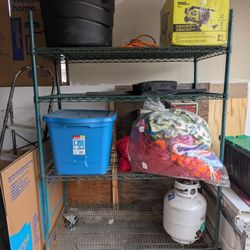 Adjustable Wire Rack On Wheels