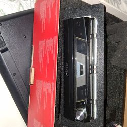 Pioneer AVH -X 7700 BT Flip Out Touch Screen DVD PLAYER