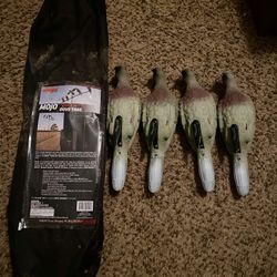 Mojo Dove Tree With 4 Clip on Doves 