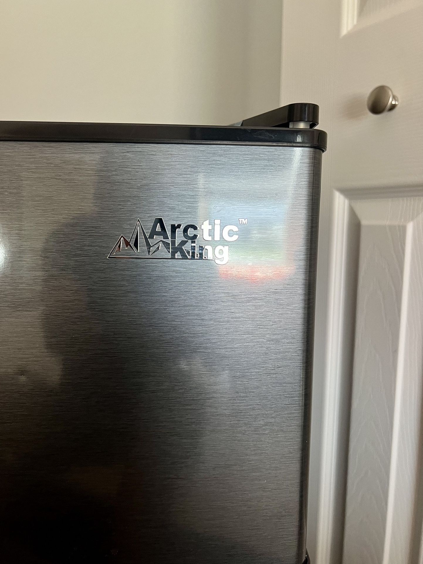 Arctic king refrigerator