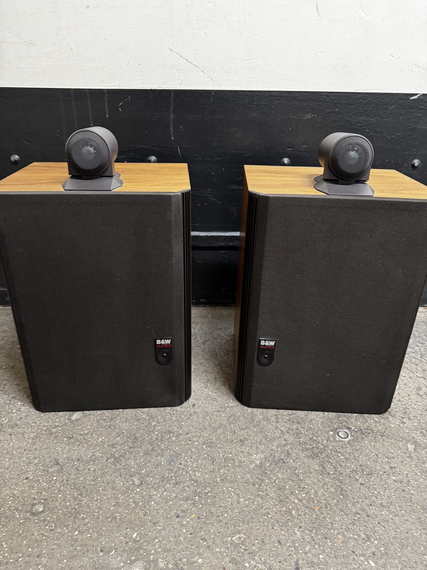 B&W Bowers&Wilkens Matrix Speakers