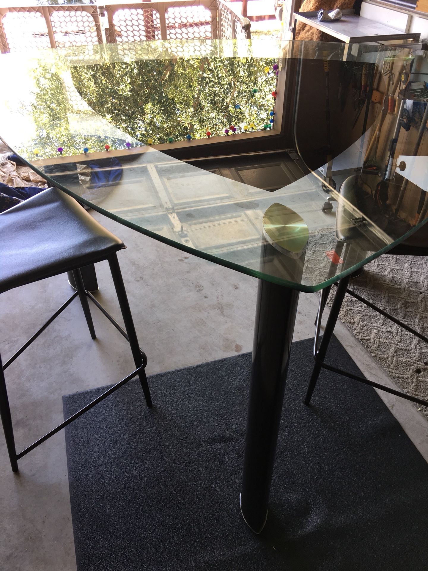Holland House Bay Front 7 Piece Triangle Glass Pub Table