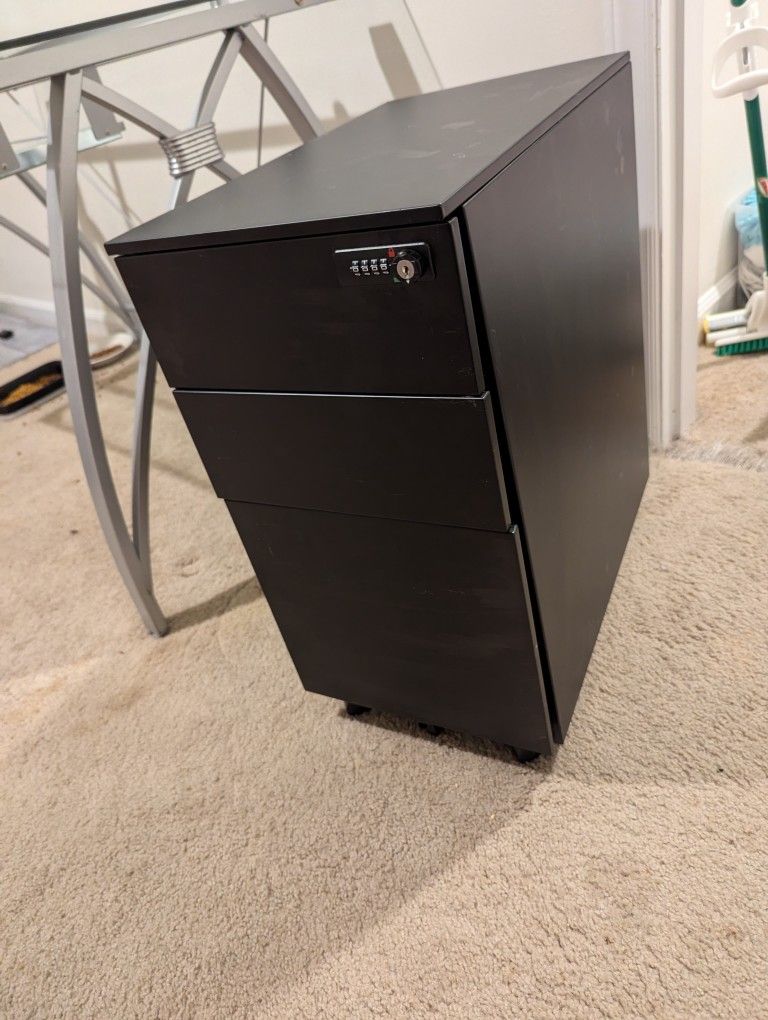 2 Locking Rolling File Cabinets