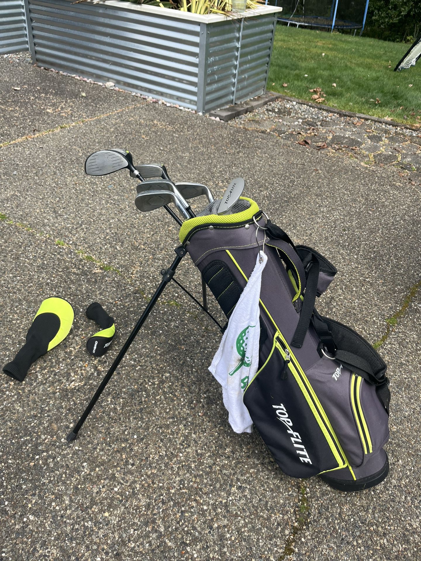 Youth Left Hand golf clubs