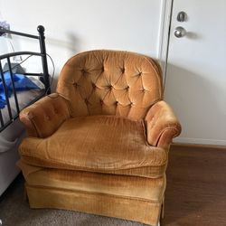 Arm Rest Chair