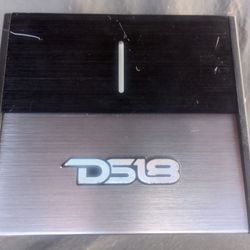 DS 18 4 CH AMP 