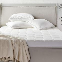 Bamboo Mattress Cover- Queen