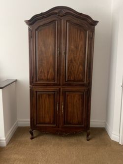 Thomasville bedroom set