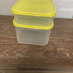 Tupperware Each 