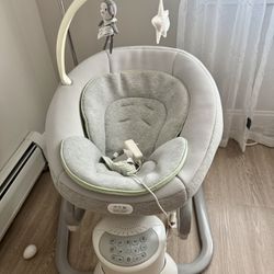 Graco Smooth My Way With Removable Rocker,  Madden Versatile Baby Swing 