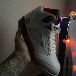 Jordan 5 Fire Reds 2025