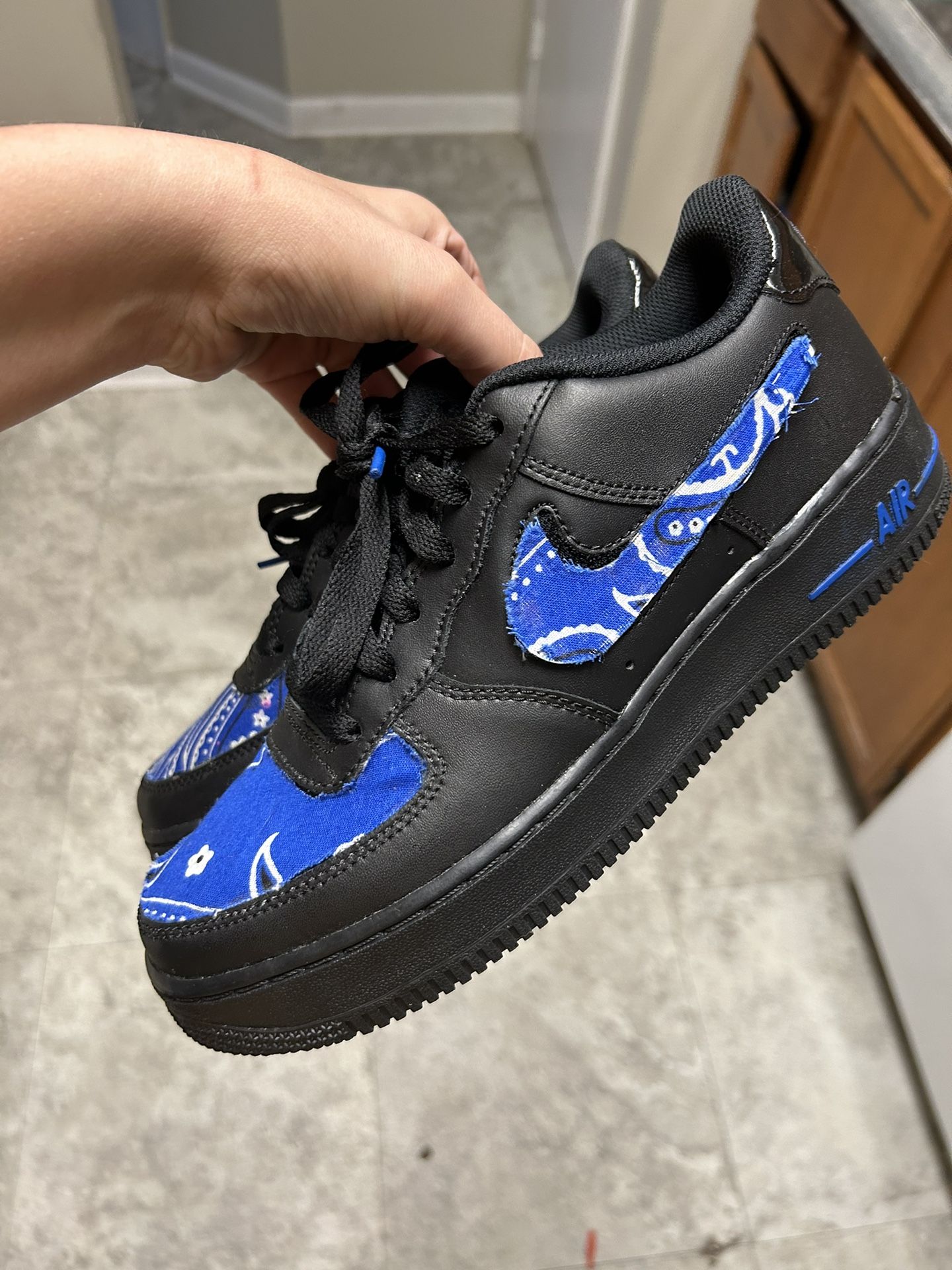 AIR FORCE 1 LV8 3 (GS) ysize 7Y