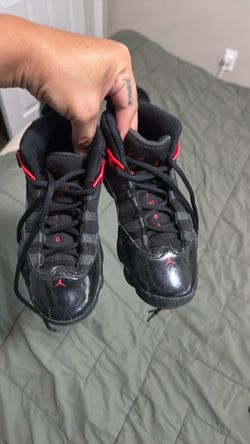 Kids Jordan’s size 12