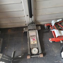Floor jack