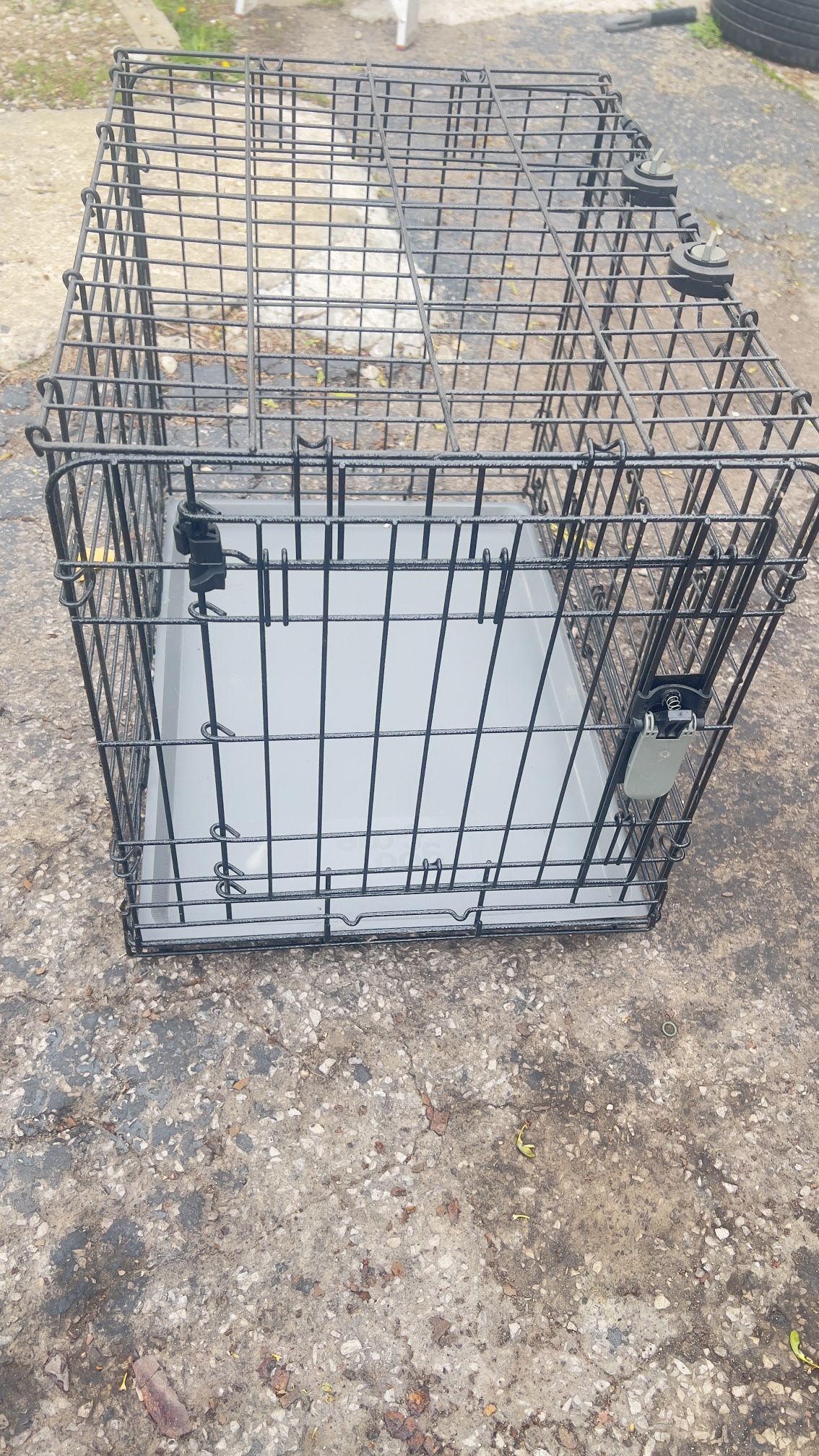 2 pet cages
