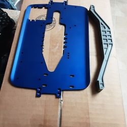 Traxxas TMaxx 2.5 Chassis 